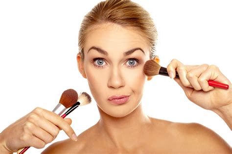 Get a Red Carpet-Worthy Contour with the Magix Wand
